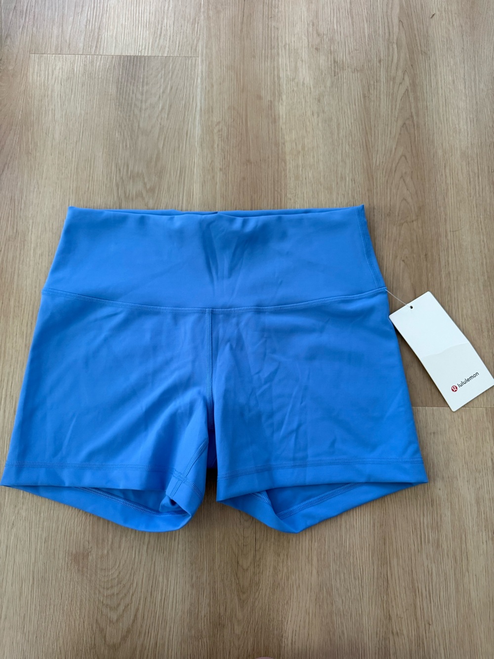 NWT Lululemon Wunder Train HR Short 4” size 12